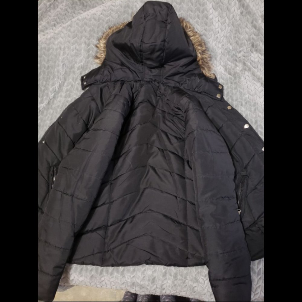 Black Rivet winter jacket - Picture 3 of 6